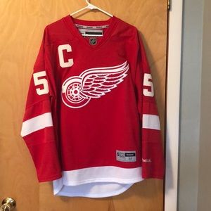 Reebok NHL Lidstrom  hockey jersey